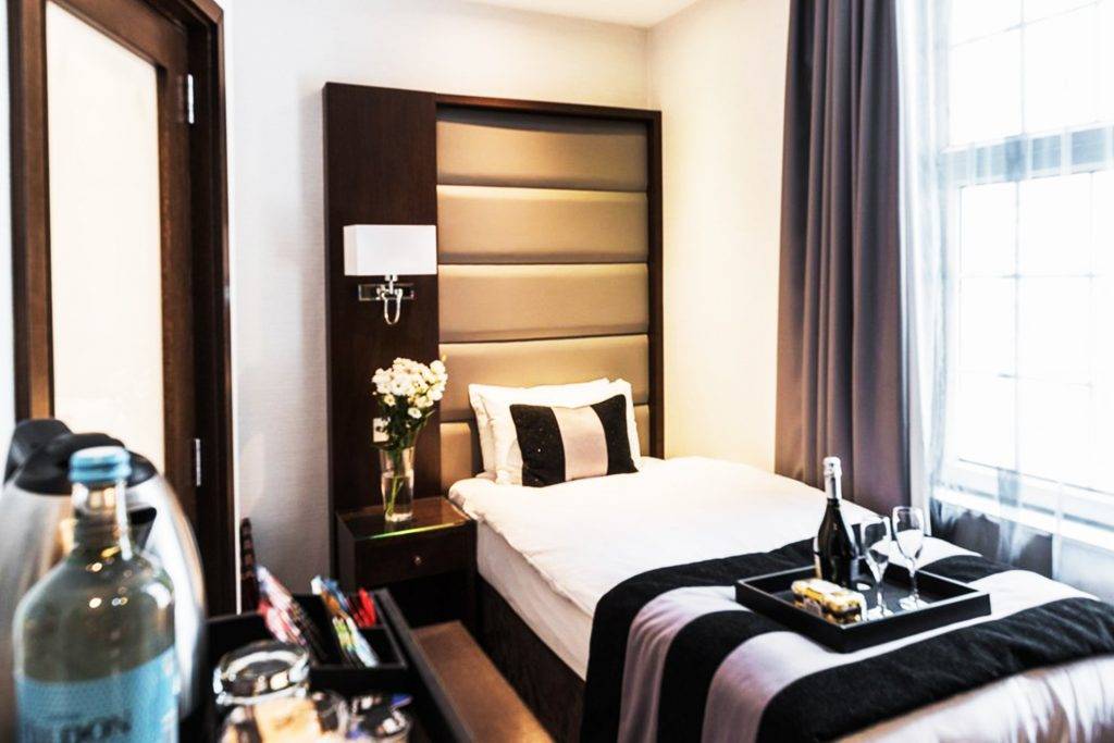 Image Gallery Park Avenue Baker Street Hotel London